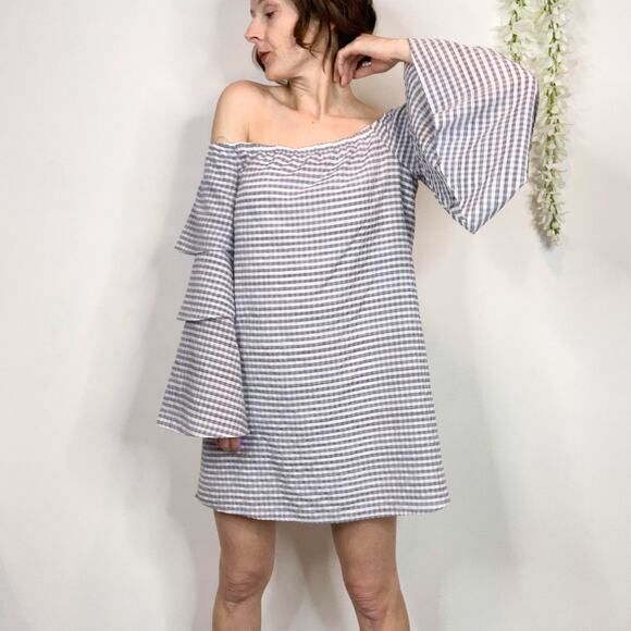 WAYF gingham print picnic dress flared tiered sleeves blue white strapless 3264 - Picture 2 of 12